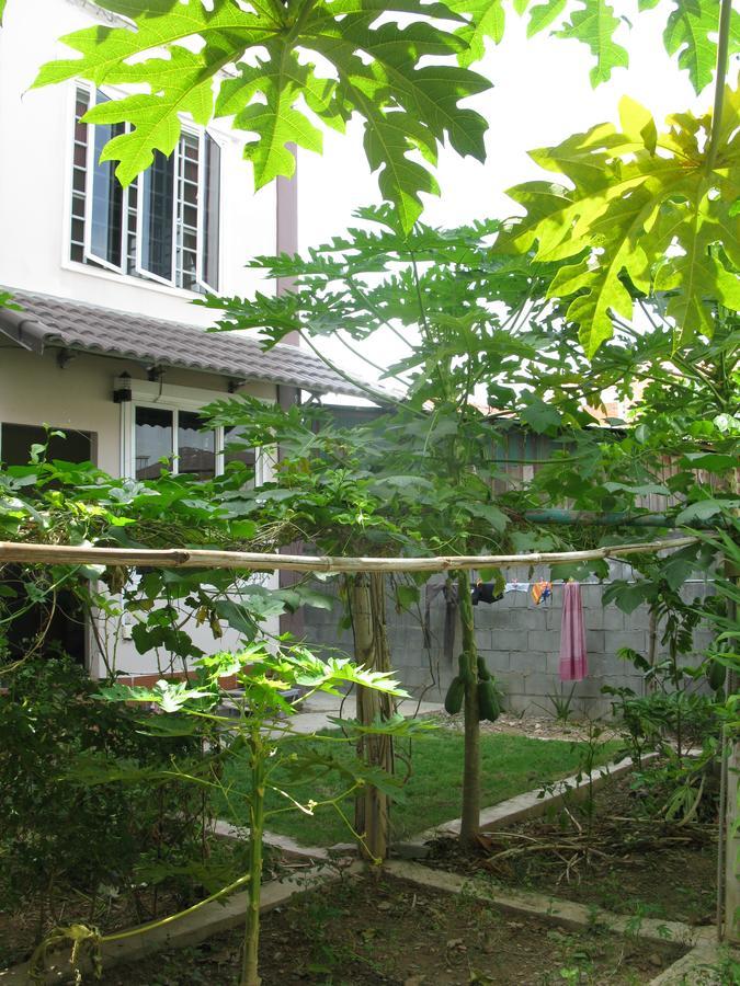 Kol House Bed and Breakfast Phnom Penh Exteriör bild